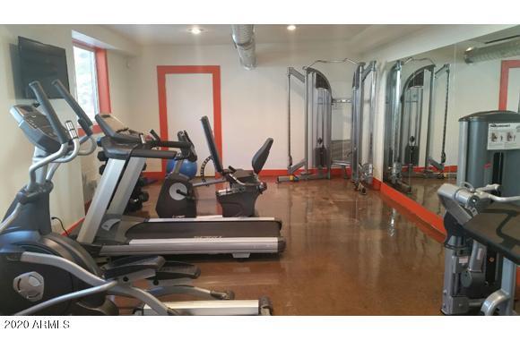 Building Photo - 938 W Indian School Rd