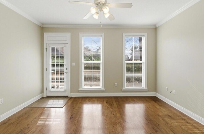 Building Photo - 44 Bridgefield Ct