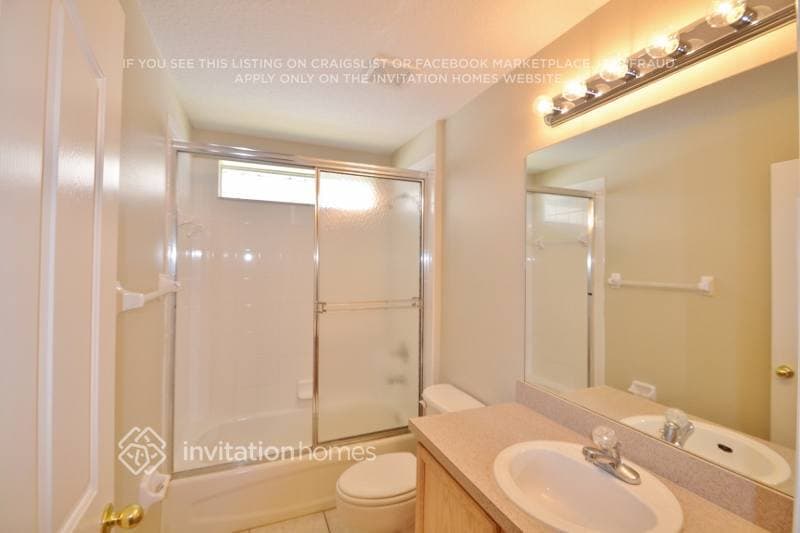 Building Photo - 1450 Ashbourne Way