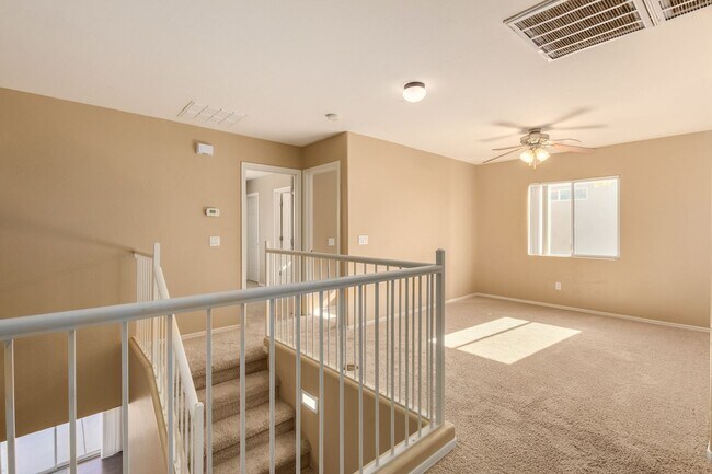 Building Photo - Copper Basin Charmer