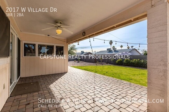 Building Photo - 2017 W Village Dr