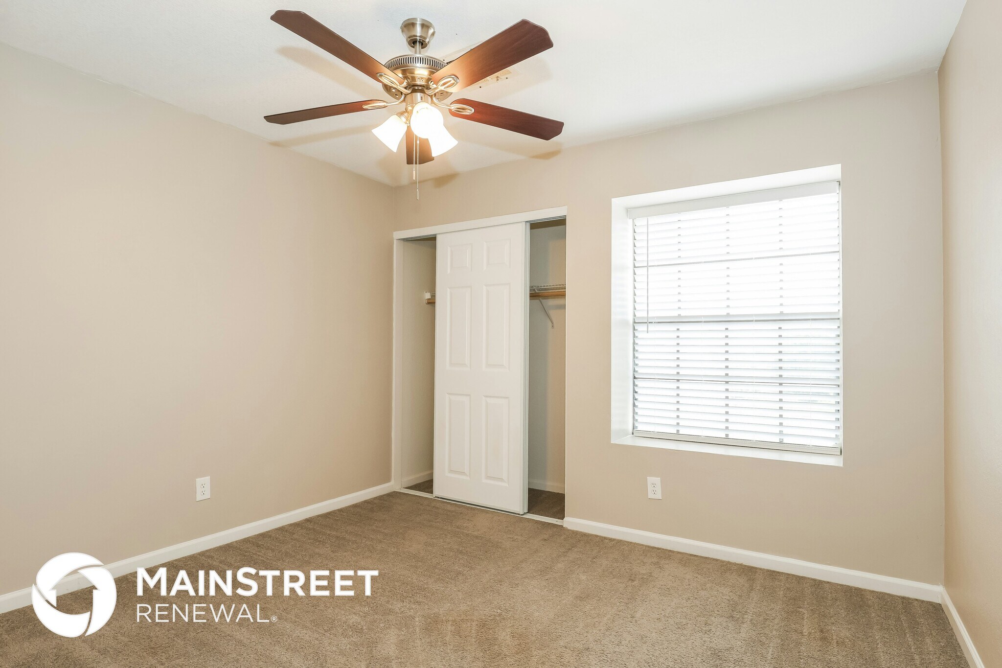 Building Photo - 7297 W Shaw Butte Dr