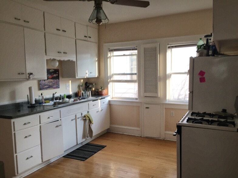 Building Photo - 3469 N Cramer St