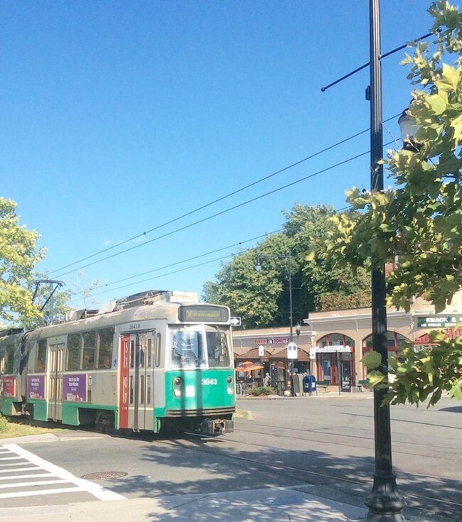 Building Photo - 44 Orkney Rd