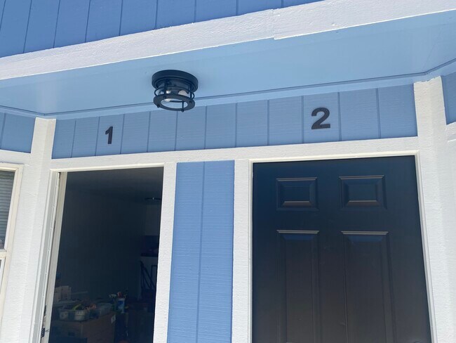 Building Photo - 922 Plumas St