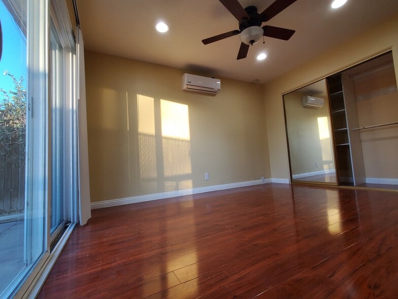 Master Bedroom - 14281 Green Valley Dr