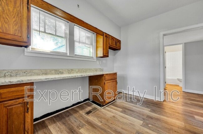 Building Photo - 2513 Ave J