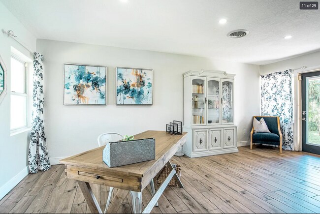 Building Photo - 4112 Dublin St