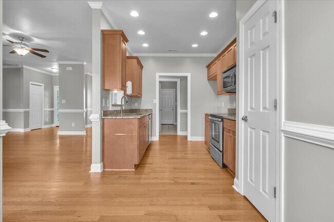 Building Photo - 164 Backfield Pl