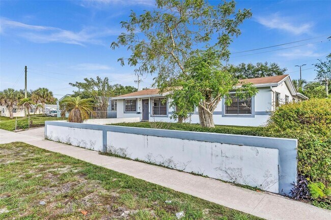 Building Photo - 7041 Raleigh St