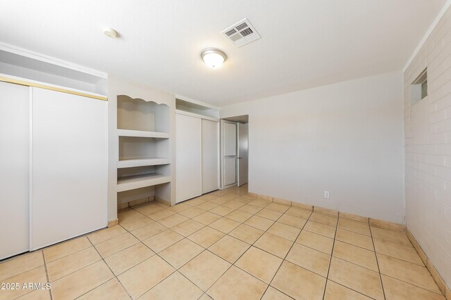 Building Photo - 5514 W Monterosa St