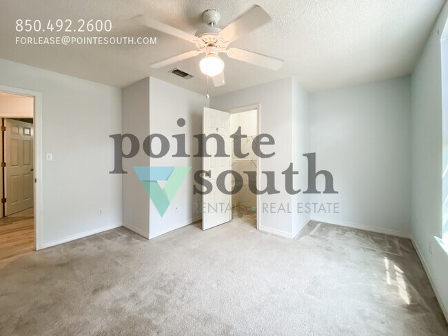 Building Photo - 5917 N Bay Point Dr