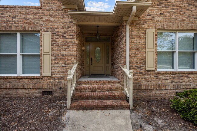 Building Photo - 1216 Barkentine Dr