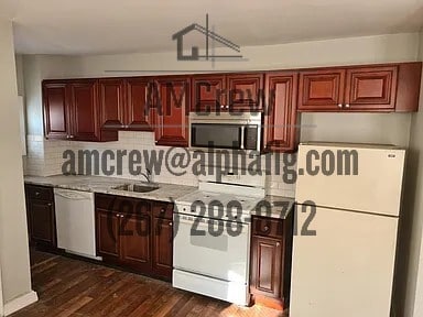 Building Photo - 6800 Wyncote Ave