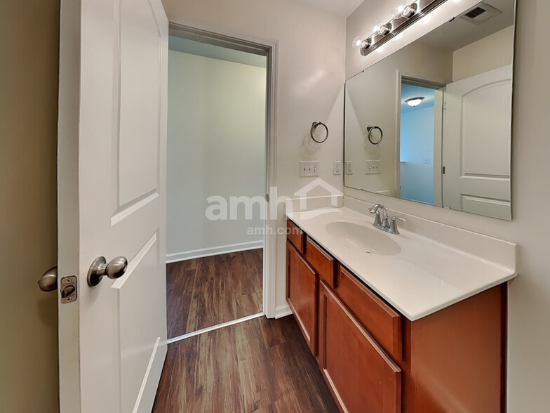 Building Photo - 5215 Smoky Ridge Ln