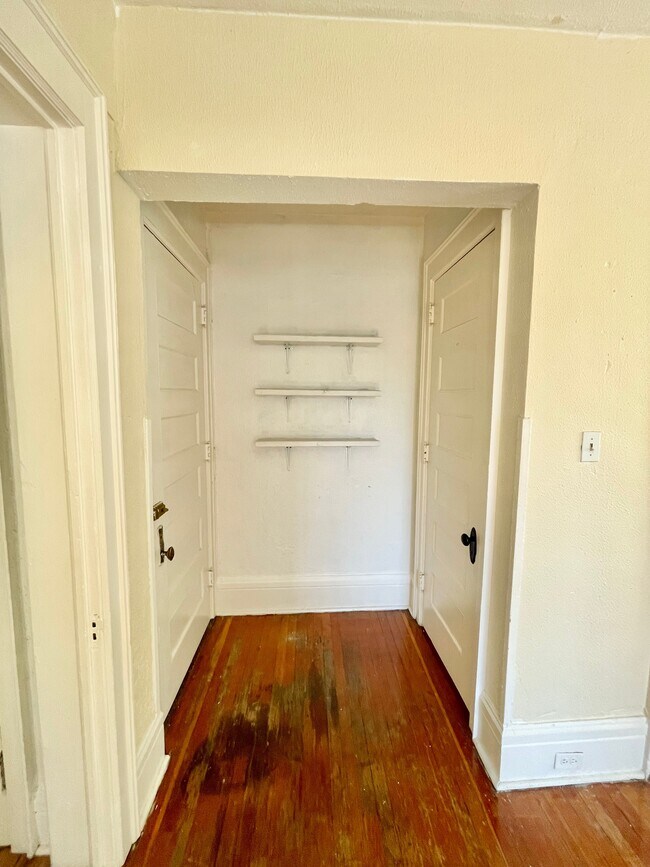 photo aug 29 2023, 11 31 42 am - Cross Apartments