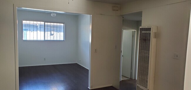 Building Photo - 1347 N Alvarado St