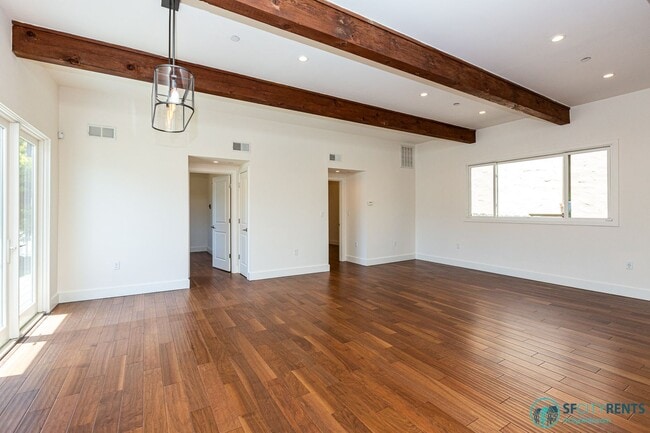 Building Photo - Miraloma: Remodeled & Detached Single Fami...