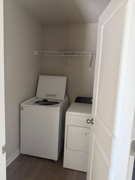 Building Photo - 10303 Southerwick Pl