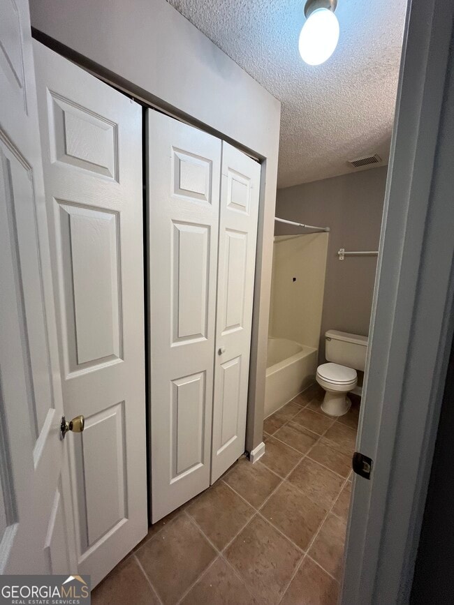 Building Photo - 409 Baltic Ct