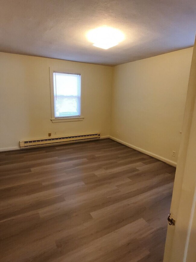 Building Photo - REV5214#A-EA