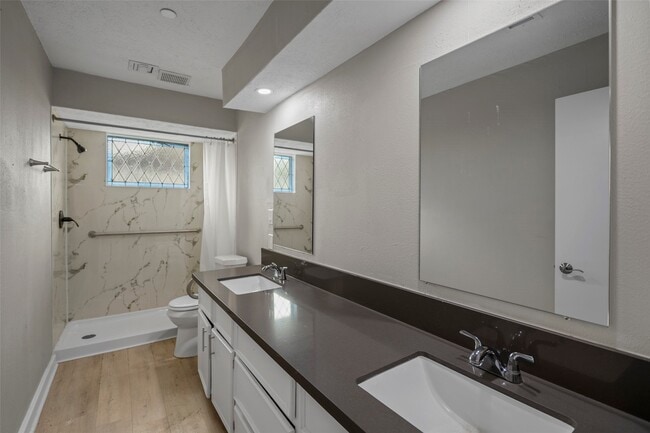 Building Photo - 22114 Merrymount Dr