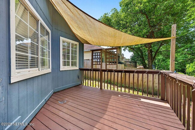 Building Photo - 3534 Millcrest Dr