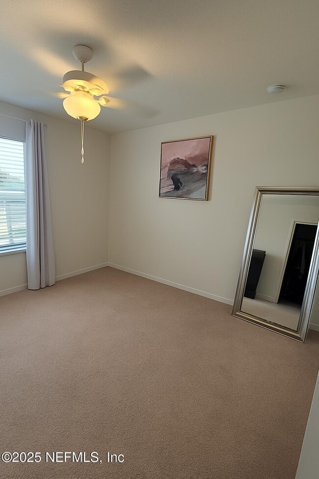 Building Photo - 9852 Lemon Balm Wy