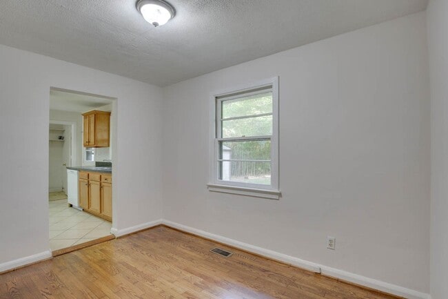 Building Photo - 106 Woodhaven Rd