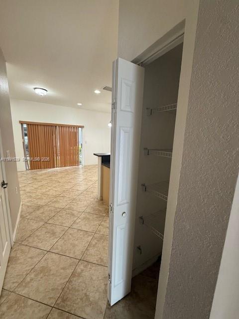 Building Photo - 4920 SW 140th Terrace