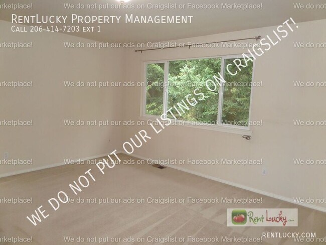 Building Photo - 111 203rd St SE