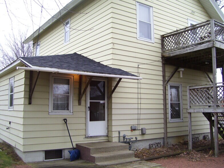 Building Photo - 333 Washington Ave