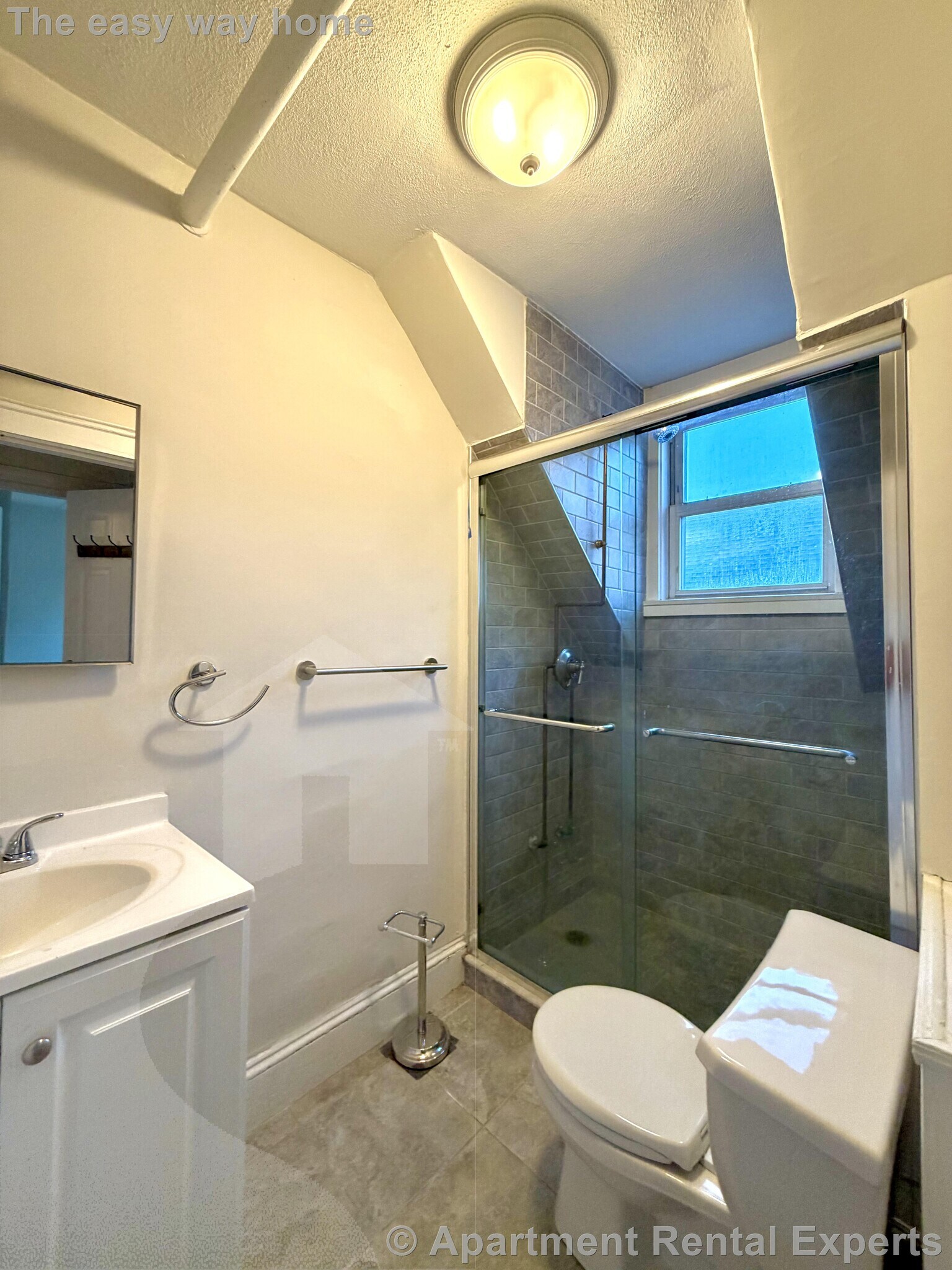 Building Photo - 94 Morrison Ave