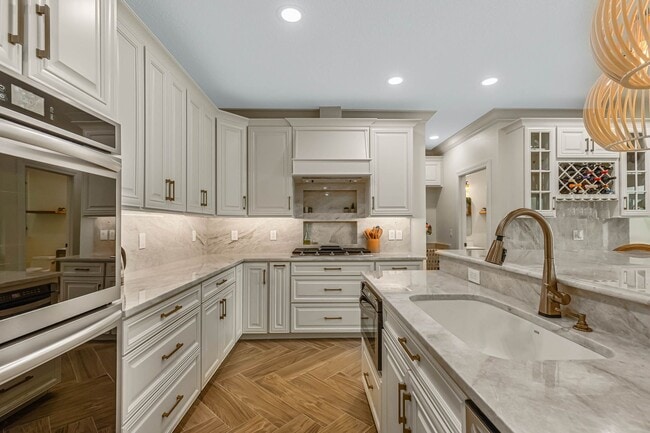 Building Photo - Renovated 3/3 Pool Home home in the heart of Delaney Park of Downtown Orlando
