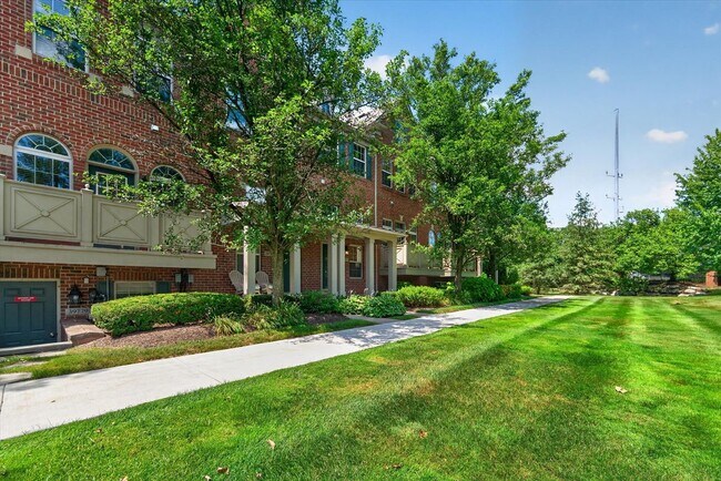Building Photo - 39763 Rockcrest Cir