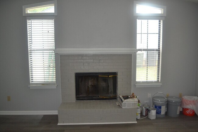 Building Photo - 3561 Sedona Loop