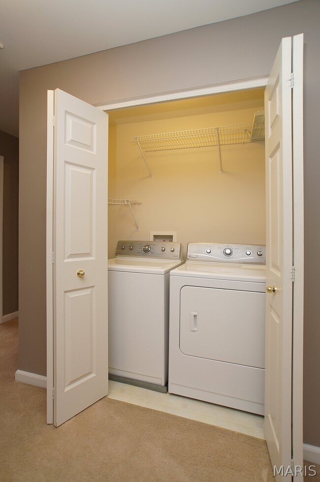 Building Photo - 307 Shady Rock Ln