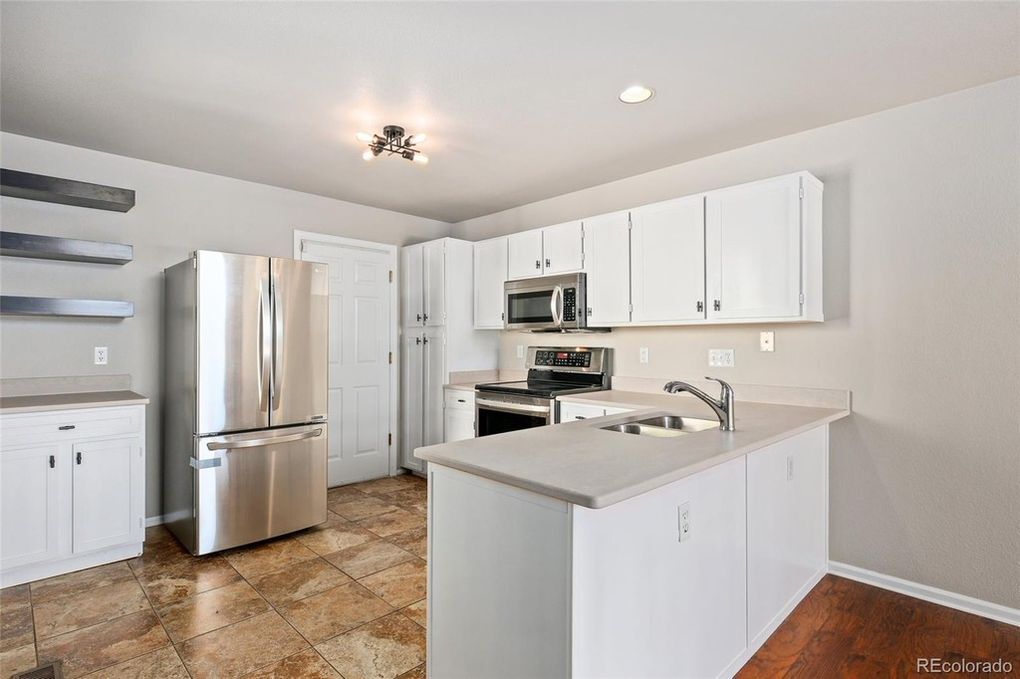kitchen 1 - 360 W 114th Pl