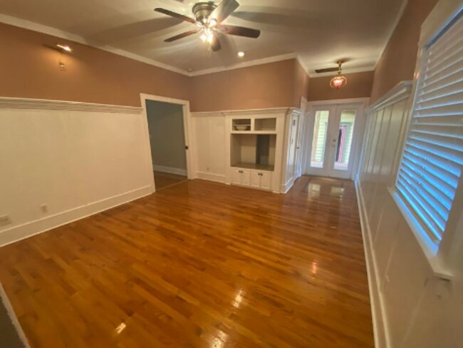 Building Photo - 3 Bedroom 2 Bath in Historic Orlando for RENT!