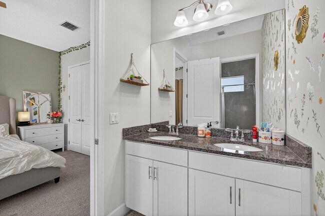 Building Photo - 15953 Whippoorwill Cir