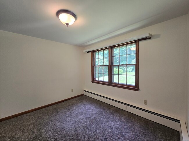 Building Photo - 58 Old Hawleyville Rd