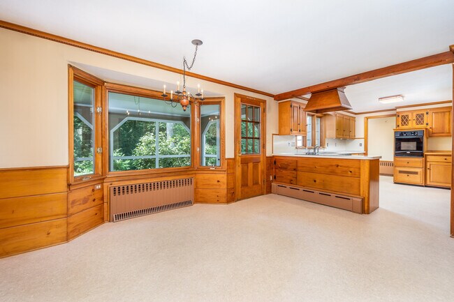 Building Photo - 171 Silver St