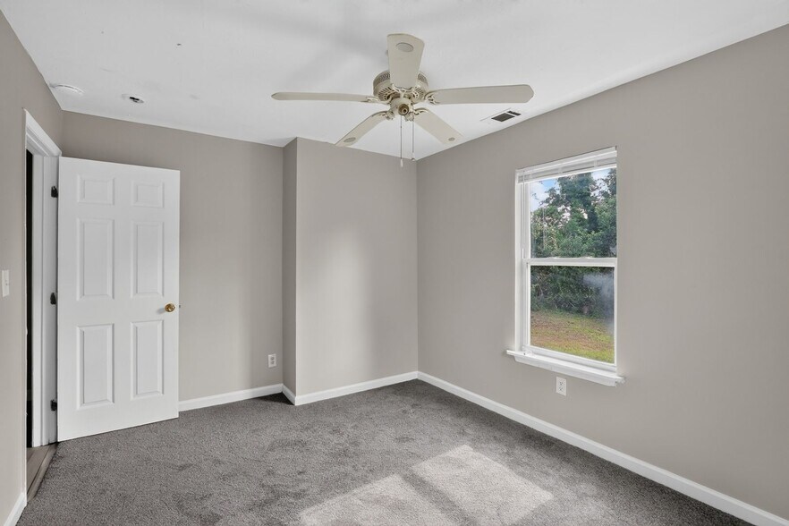 Building Photo - 2922 Whistler Ln