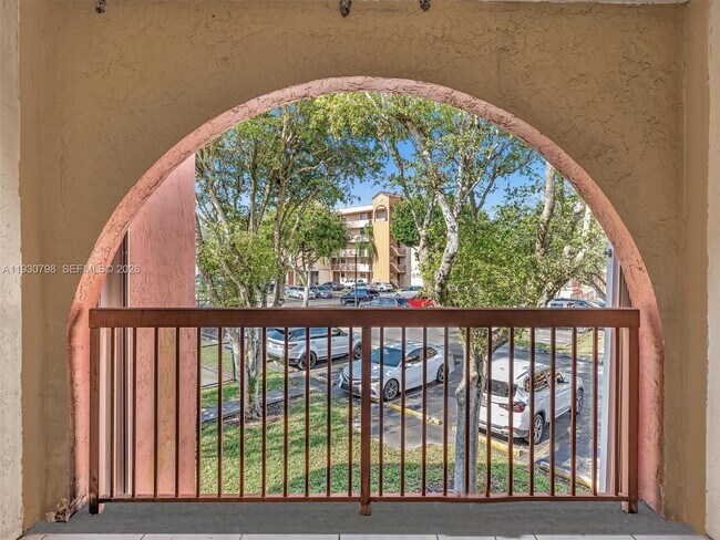 Building Photo - 10241 NW 9th St Cir