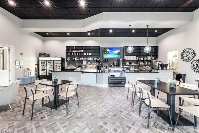 Building Photo - 18271 Ridgeline Dr