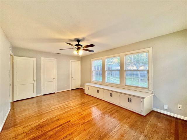 Building Photo - 5511 Longview St