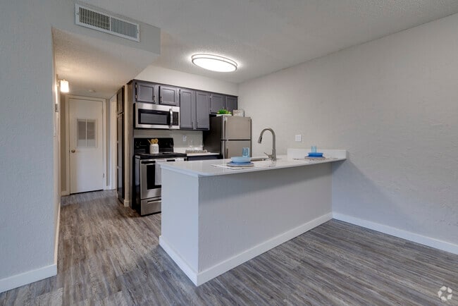 Interior Photo - Winchester Run