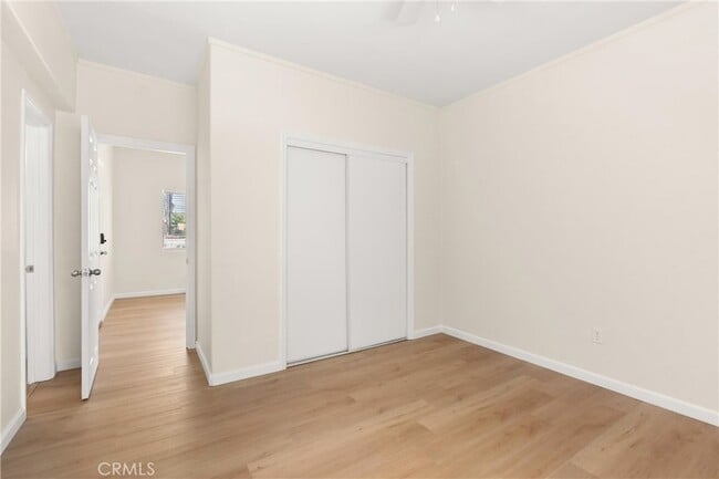 Building Photo - 421 W Sun Ave