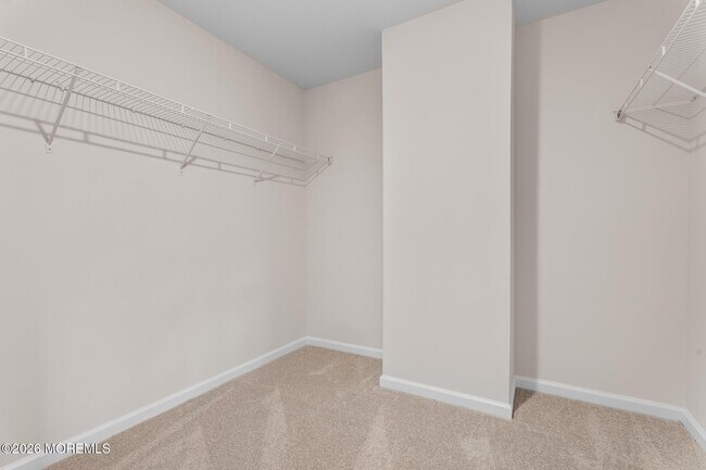 Building Photo - 37 Wembley Wy