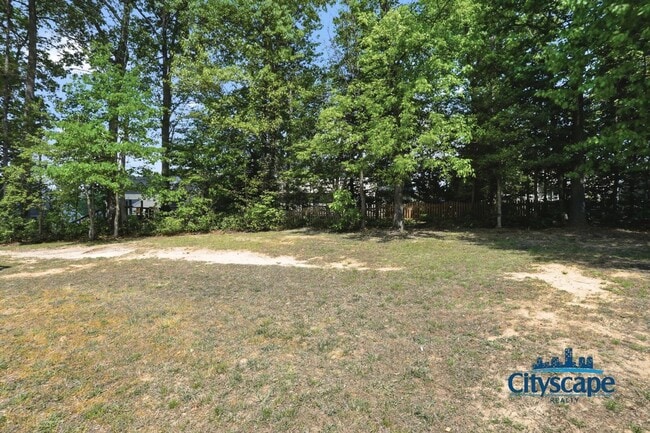 Building Photo - NEWLY RENOVATED 4 BEDROOM ASHBROOK HOME